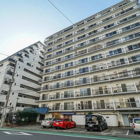 秀和目黒駅前レジデンスの建物・共用部写真