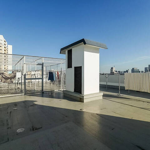 秀和目黒駅前レジデンスの建物・共用部写真