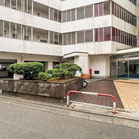 自由ヶ丘スカイハイツの建物・共用部写真