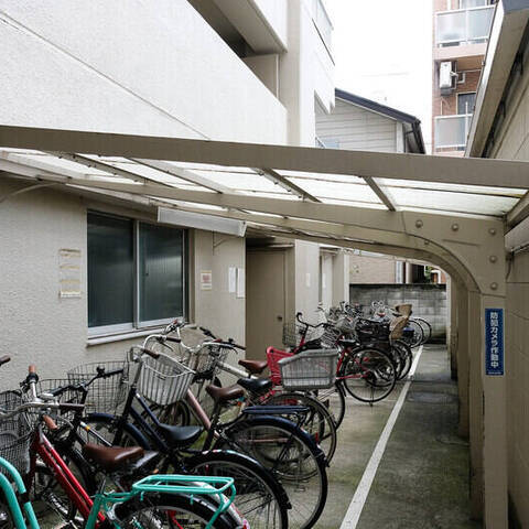 ユテライズ根岸の室内写真
