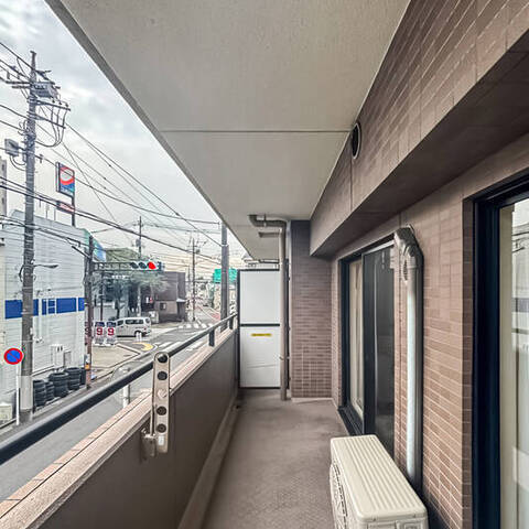 メイツ哲学堂公園の室内写真