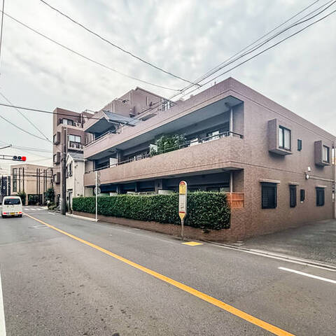 メイツ哲学堂公園の室内写真