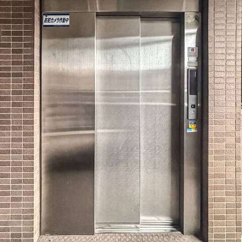 メイツ哲学堂公園の室内写真