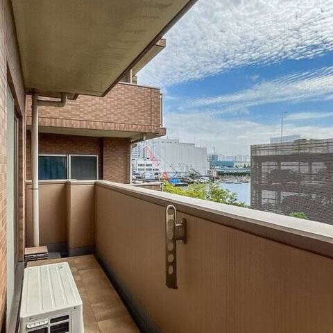 グランシティ天王洲アイルの室内写真