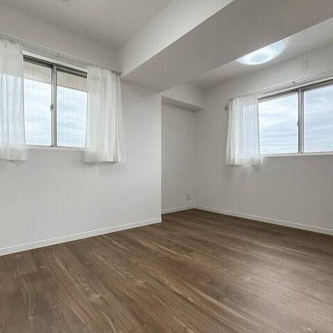 陽輪台高円寺の室内写真