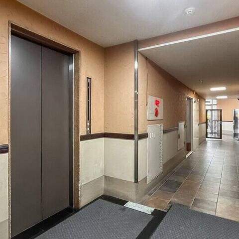 麻布霞町マンションの室内写真