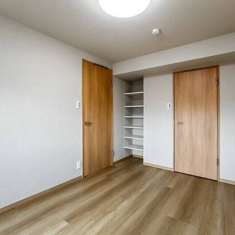 豊栄綱島マンションの室内写真