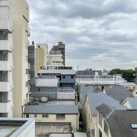 中銀三鷹マンシオンの室内写真