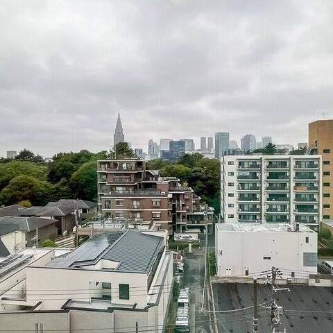 ジオ御苑内藤町の眺望・バルコニー写真
