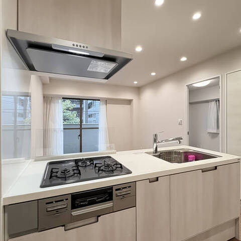 アゼリアコート新大久保の室内写真