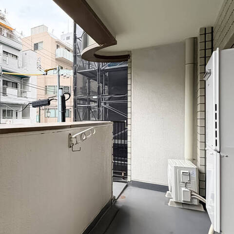 アゼリアコート新大久保の室内写真