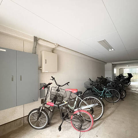 アゼリアコート新大久保の室内写真