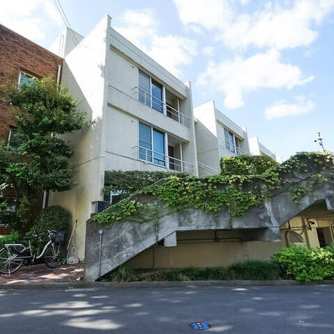 大倉山ヒルタウンの建物・共用部写真