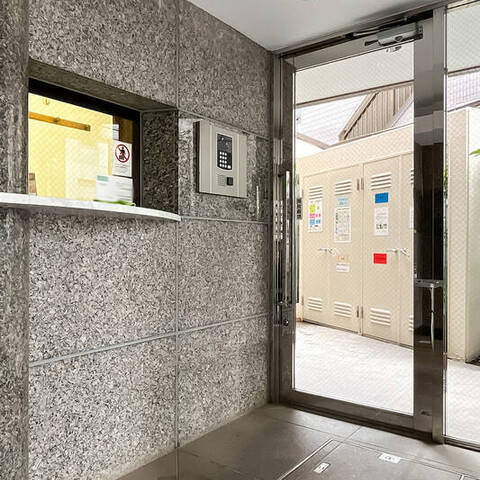 エバーグリーンパレス新宿の室内写真