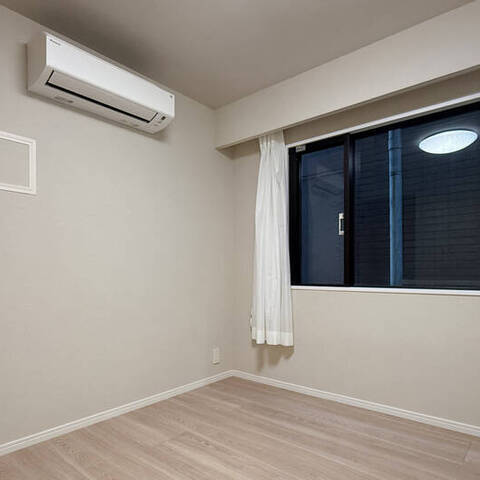 南青山ユニハイツの室内写真