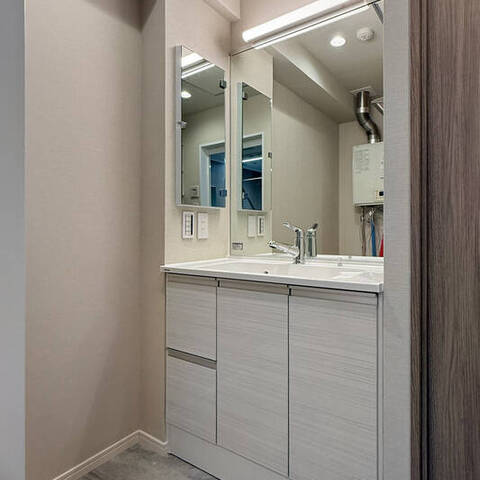 南青山ユニハイツの室内写真