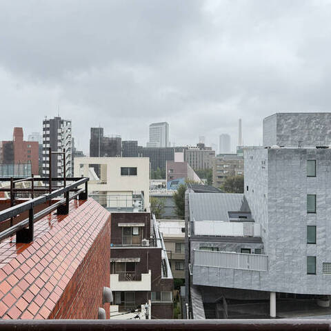 南青山ユニハイツの室内写真