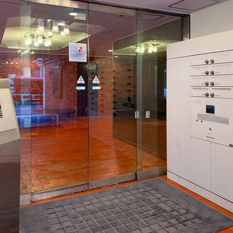 南青山ユニハイツの室内写真