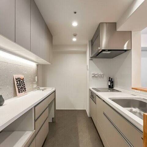 晴海アイランドトリトンスクエアビュータワーの室内写真