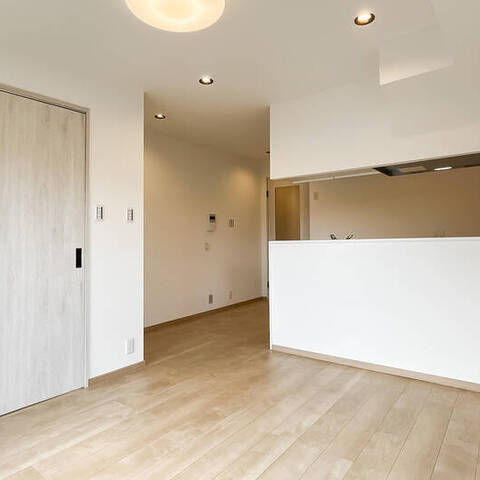 ニックアーバンハイム白楽の室内写真