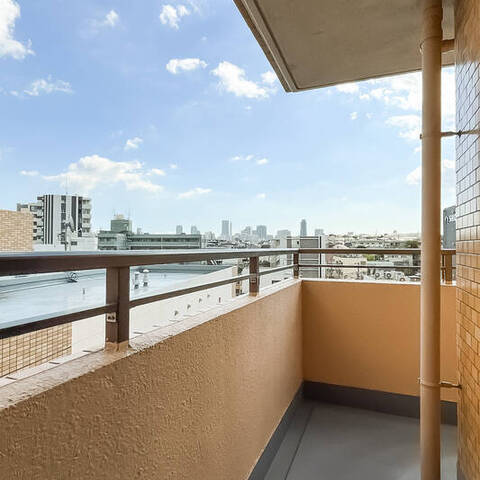 ニックアーバンハイム白楽の室内写真