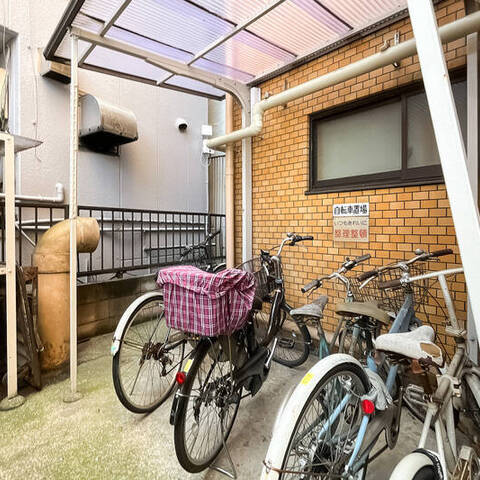 ニックアーバンハイム白楽の室内写真