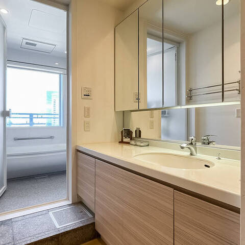 キャピタルマークタワーの室内写真