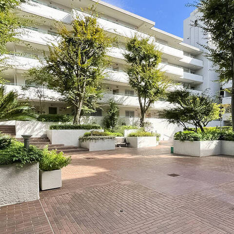 マンションニュー池尻の建物・共用部写真