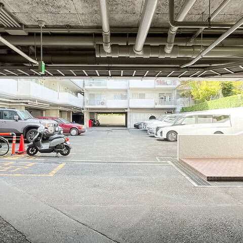 マンションニュー池尻の建物・共用部写真