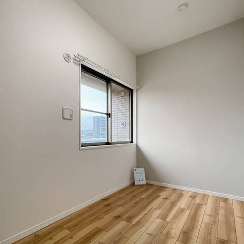 ネオマイム生麦の室内写真