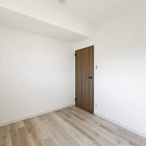 ライオンズマンション岸根公園の室内写真