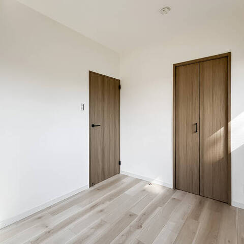 ライオンズマンション岸根公園の室内写真