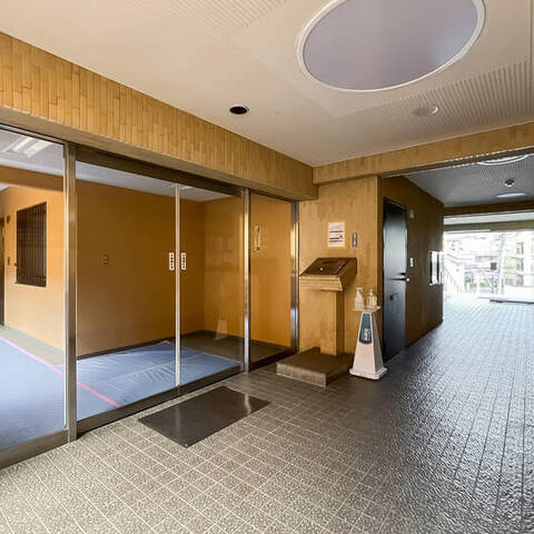 ライオンズマンション岸根公園の室内写真