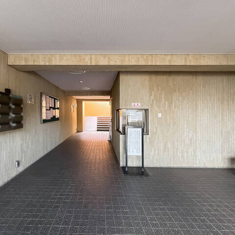 ライオンズマンション岸根公園の室内写真