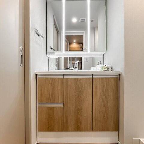 東建ニューハイツ成増の室内写真