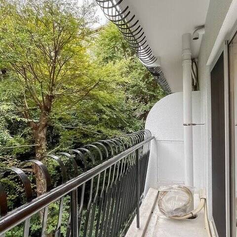 秀和第二三田綱町レジデンスの室内写真