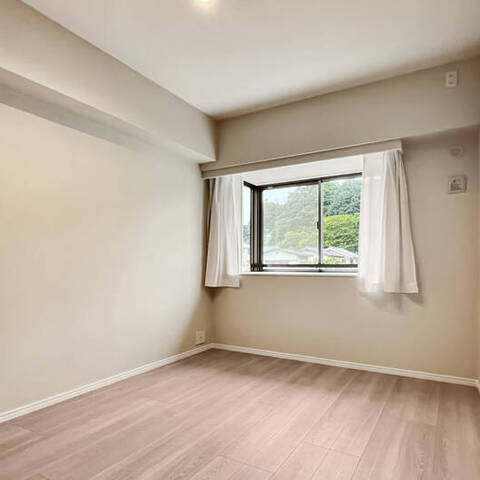 上野毛南パークホームズの室内写真