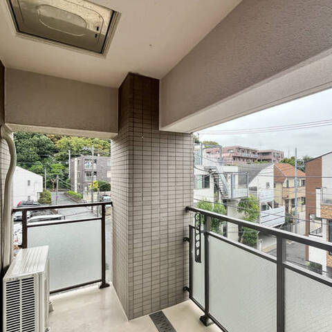 上野毛南パークホームズの室内写真