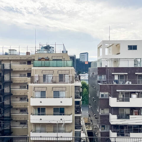 南青山ユニハイツの室内写真