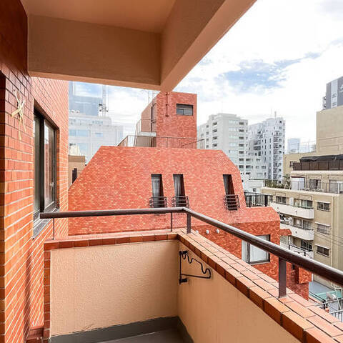 南青山ユニハイツの室内写真