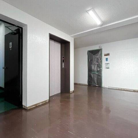 代々木ロイヤルマンションの建物・共用部写真