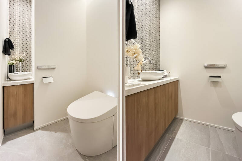 トイレは2箇所あり、いずれも手洗いカウンター付き。壁のタイルが素敵です。