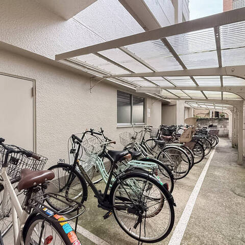 ユテライズ根岸の室内写真