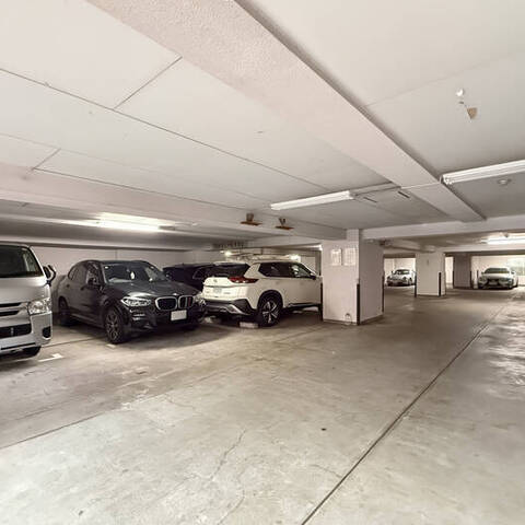 ユテライズ根岸の室内写真