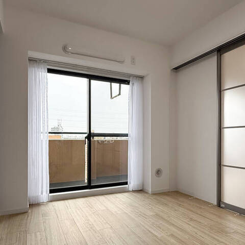 ライオンズガーデン川崎の室内写真