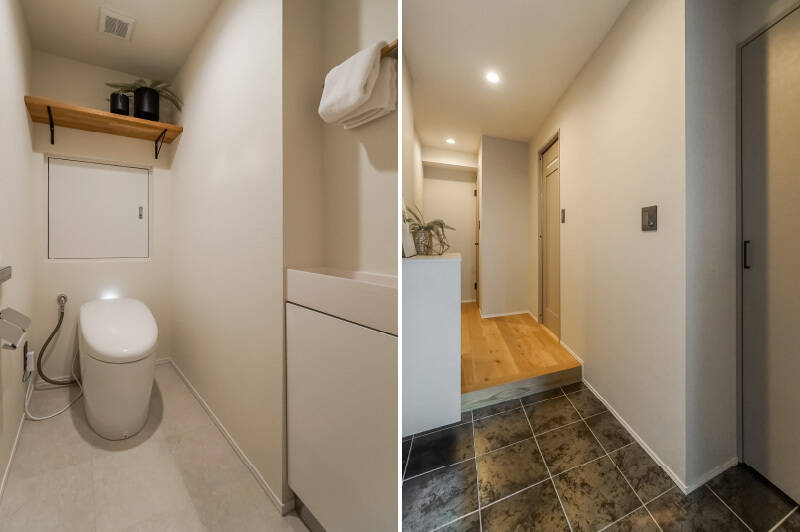 <b>左・</b>トイレはシンプルな設えですが、抜かりなく小さな手洗い器が備わっています。／<b>右・</b>箔押しのような光沢加工がされた土間のタイルが、さりげなく玄関を明るくしていていい雰囲気。靴収納は右手前と框（かまち）のそばに、ふたつ用意されています。