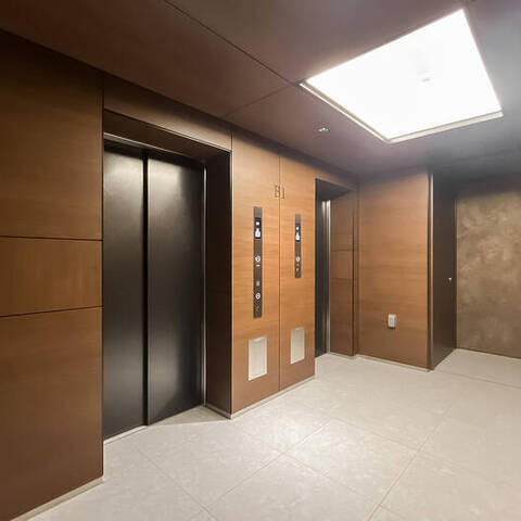 アトラスシティ千歳烏山グランスイート 風ノ棟の建物・共用部写真