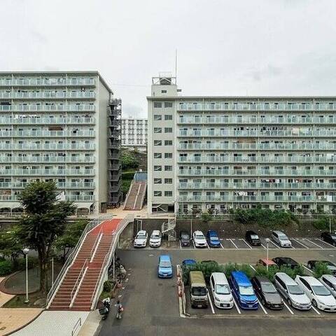 三ツ沢ハイタウンの建物・共用部写真