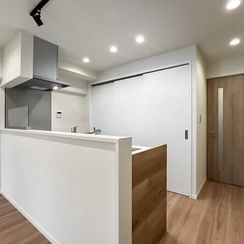 三ツ沢ハイタウンの室内写真