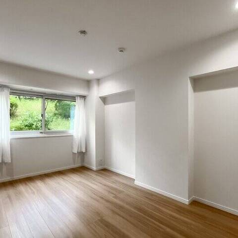 三ツ沢ハイタウンの室内写真